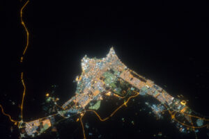 Kuwait City at Night (NASA, International Space Station, 08/15/12)